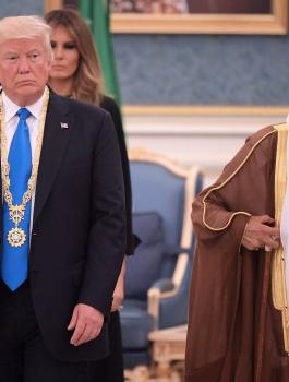 ترامب وحكام السعودية 