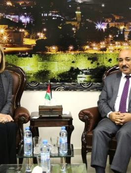 ممثلة النرويج