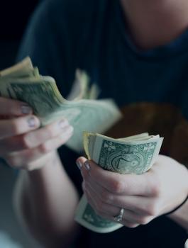 سعر صرف الدولار مقابل الشيقل 