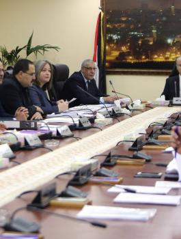 مجلس الوزراء وحماس 