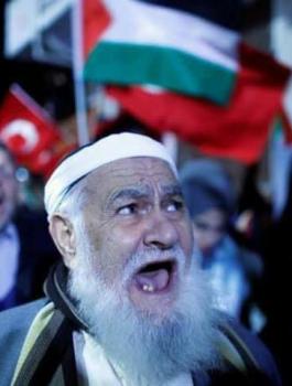 العالم يخرج بمسيرات منددة بقرار ترامب الاعتراف بالقدس عاصمة لدولة الإحتلال