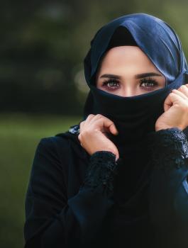 المكياج والصلاة 