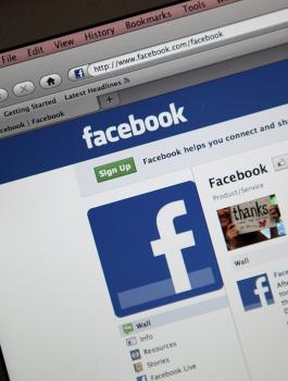 الشرطة تكشف ملابسات قضية تهديد وتحقير لمواطن عبر الفيسبوك في جنين