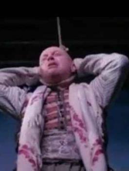 مصرع طفل شنق نفسه اثناء تقليده لدور النمس 