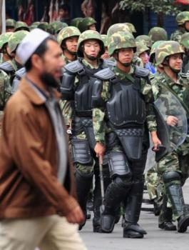 الصين ومسلمي الاويغور 