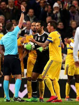 زوجة حكم مباراة يوفنتوس وريال مدريد تتعرض للتهديد