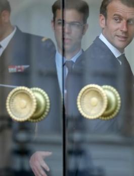 استقالة وزير الداخلية الفرنسي 