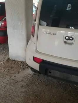 سرقة لوحات سيارات في رام الله 