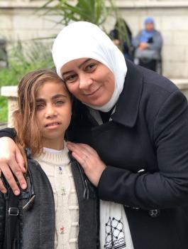 الطفلة انعام العطار من غزة 