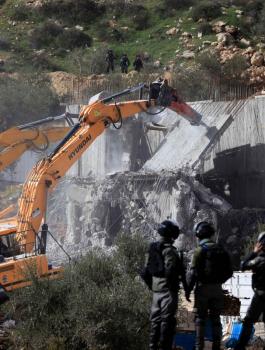 اسرائيل والمنازل الفلسطينية الغير مرخصة 