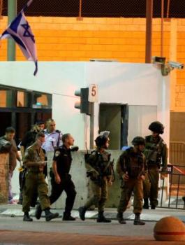 اعتقالات على حاجز قلنديا 