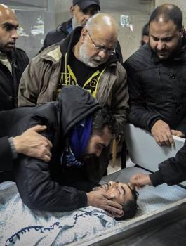 استهداف نفق على حدود قطاع غزة 