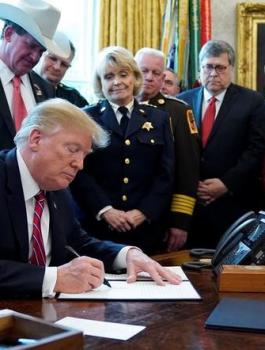 الكونغرس الامريكي وصفقة القرن 