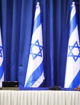 نتنياهو وازرق ابيض 