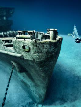 العثور على سفن غارقة 
