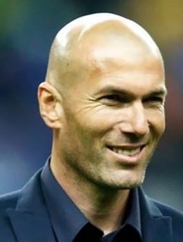 زيدان يمدد عقده مع ريال مدريد 