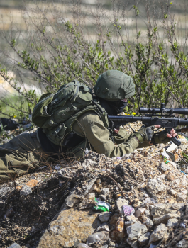 إصابة جنديين من جيش الاحتلال بجروح شمال البيرة