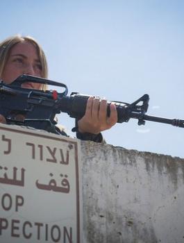 soldier-near-nablus