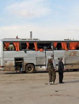 التحالف الدولي يقصف قوافل الدواعش قبل وصولها الى شرق سوريا 