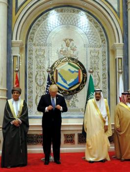 وقف دعم الأونروا 