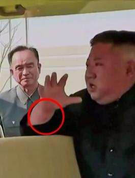 الزعيم الكوري الشمالي 