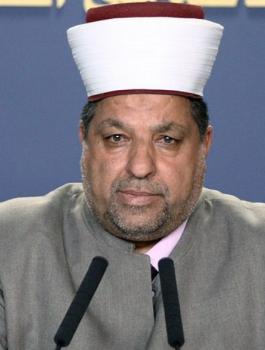 وزير الاوقاف يطلع وزير الديانات الصيني على انتهاكات الاحتلال