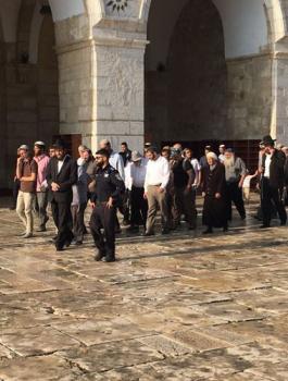 دخول المستوطنين الى الأقصى 