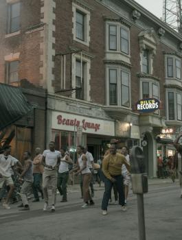 مخرجة أميركية تدعو ترامب لمشاهدة فيلمها ليهذب نفسه