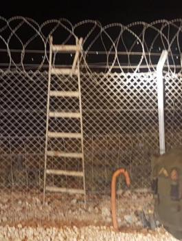 تسلل الى مستوطنة عطروت شمال غرب رام الله 