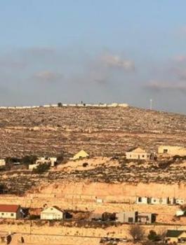 الكشف عن سرقة أراضٍ فلسطينية