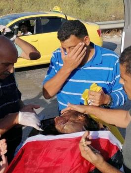 تسليم جثمان  الشهيد محمد عدوي من  مخيم  بلاطة 