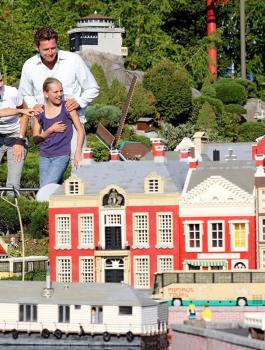 تركيا تفتتح أضخم مدينة ملاهي والعاب في اوروبا 