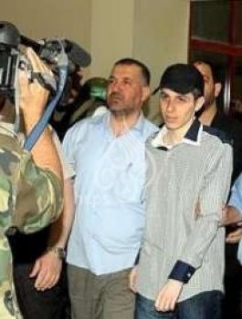 03080883874385485335575112642300