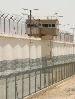 الاسرى في سجن عسقلان 