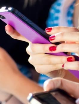 ادمان الهواتف الذكية 