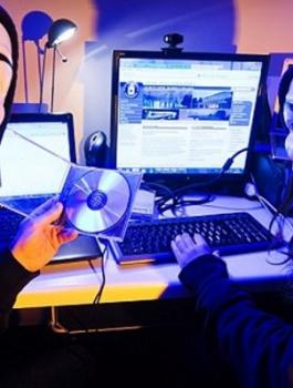 اختراق هواتف جنود الجيش الاسرائيلي من قبل حماس  