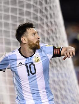 مدرب ايسلندا وميسي 