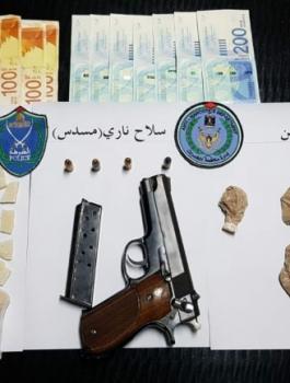 ضبط تاجر مخدرات في رام الله 