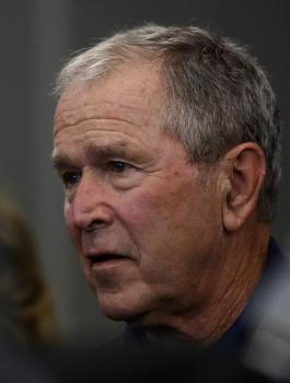 بوش والتظاهرات في اميركا 