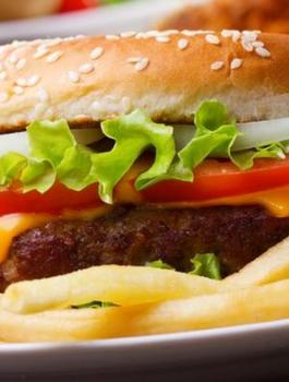 التوتر يفتح الشهية على الماكولات المضرة