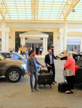 معبر الكرامة 