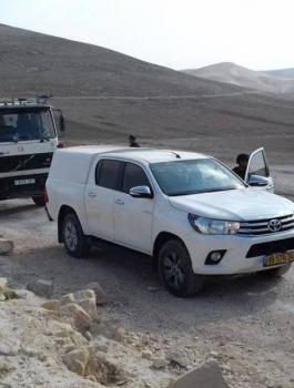 الاستيلاء على مركبة نضح مياه عادمة في نابلس 