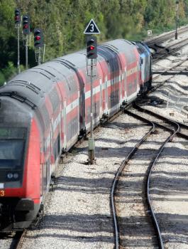 خط سكك حديد بين اسرائيل والدول العربية 