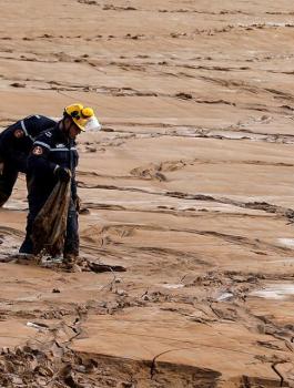 فقدان اسرائيليين في سيول الاردن 