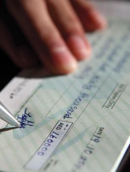 616 مليون دولار قيمة الشيكات الراجعة خلال 7 أشهر