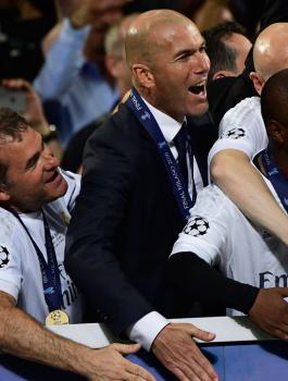 3 نجوم يتوقع رحيلهم عن ريال مدريد تأثراً باستقالة زيدان