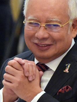 رئيس وزراء ماليزيا السابق يواجه عقوبة السجن 20 عاماً