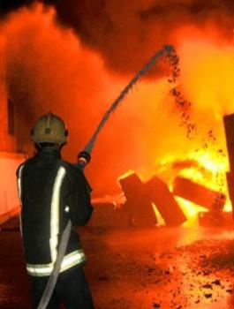 احماد حريق محلات تجارية في جنين 