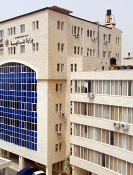 موظفي وزارة المالية في قطاع غزة 