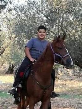 التحقيق في ظروف وفاة طفل في عنبتا 